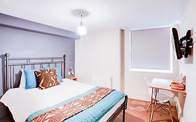 Peckham Rooms Hotel By Belvilla  3*